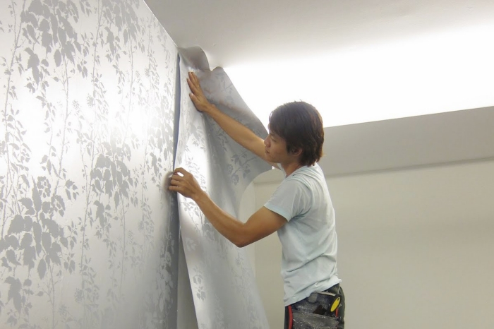 Dùng giấy dán tường chống thấm có hiệu quả không? BAO BÌ NHỰA TẤN TÀI - Nhà Máy Sản Xuất Và Xuất Khẩu Bao Bì Nhựa, Túi nilon