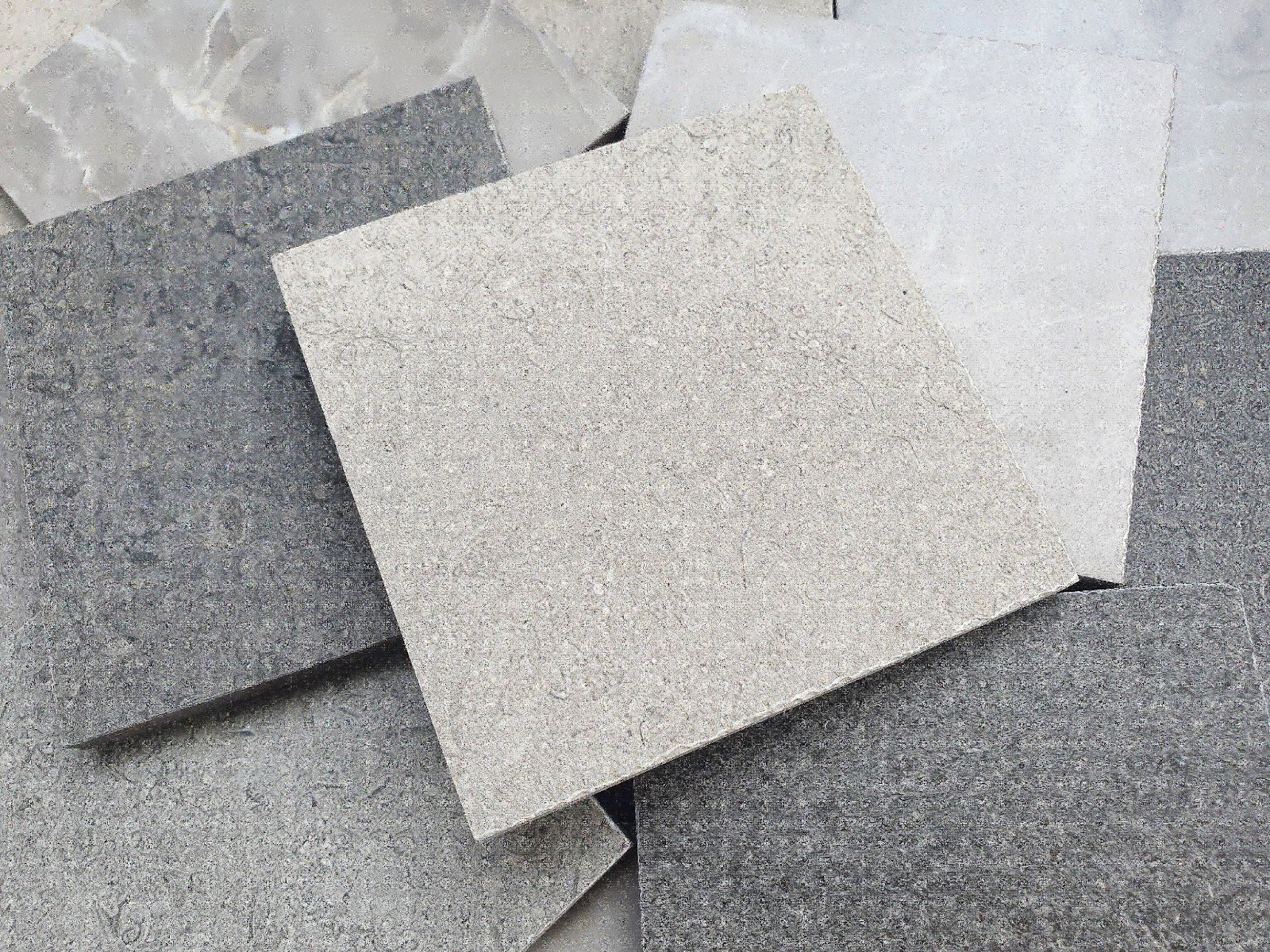 Gạch Ceramic và gạch Porcelain: Loại nào tốt nhất cho phòng bếp? - Niro Granite