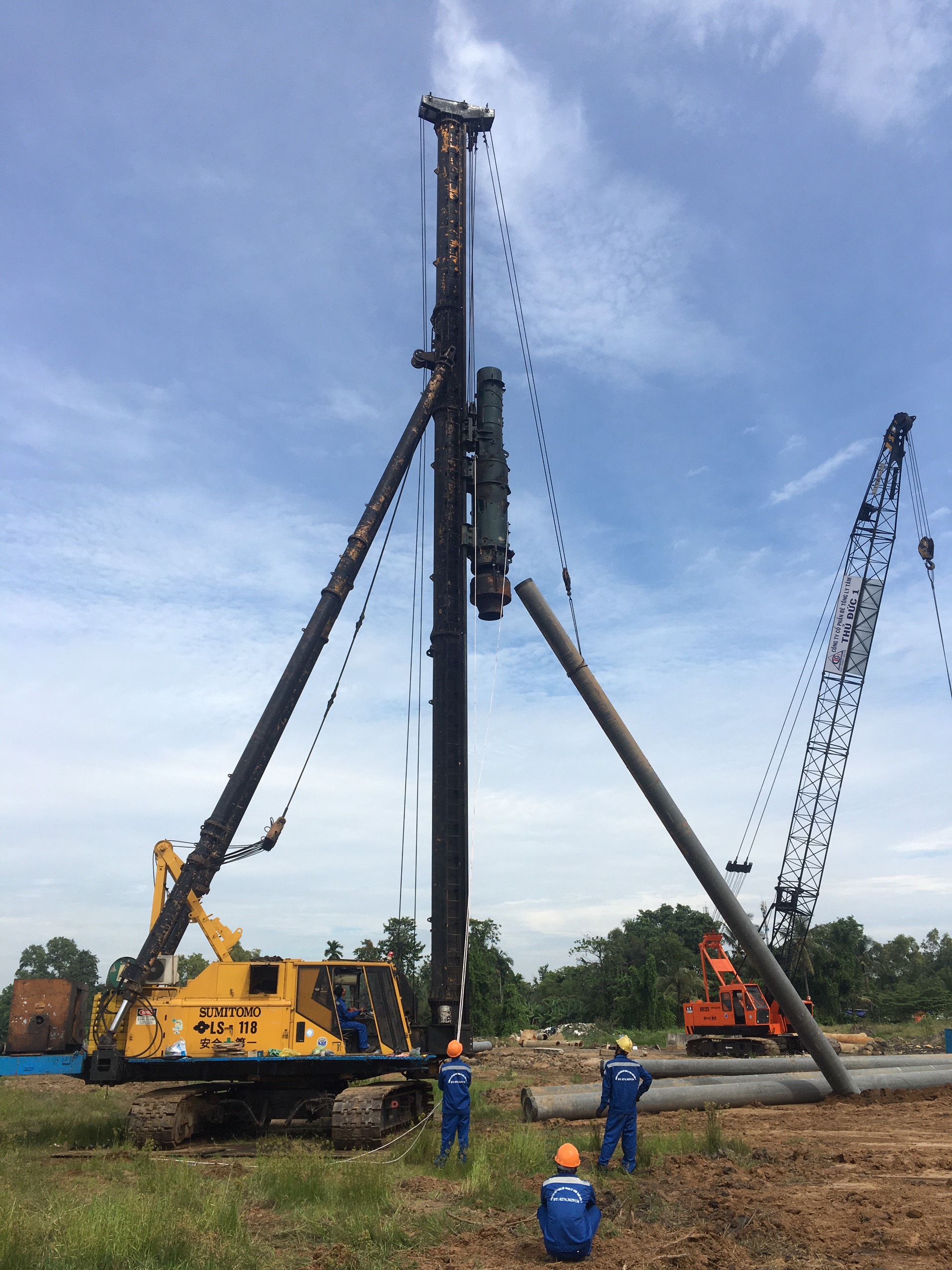 Ép cọc bê tông là gì? - Bê Tông Thủ Đức 1