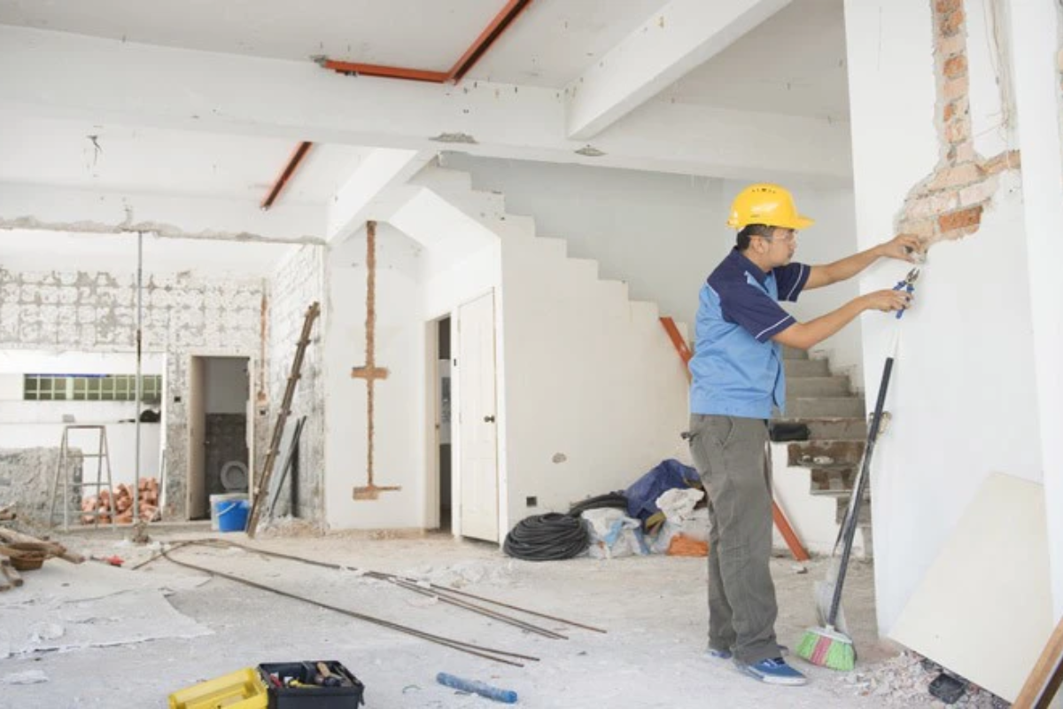 Sửa chữa nhà ở có cần xin giấy phép không? Thủ tục thế nào